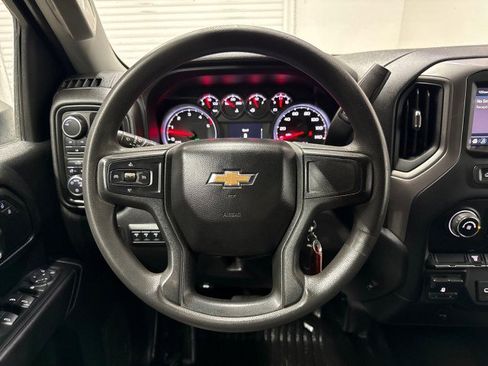 Used 2021 Chevrolet Silverado 2500 W/T w/ WT Convenience Package AWD/4WD image 17