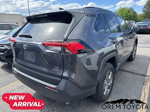Used 2025 Toyota RAV4 LE image 7