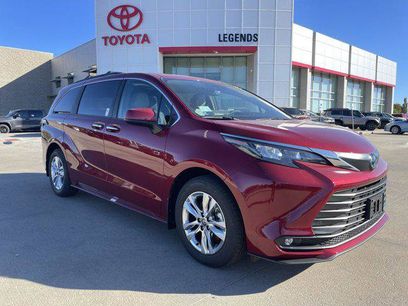 Certified 2025 Toyota Sienna XLE