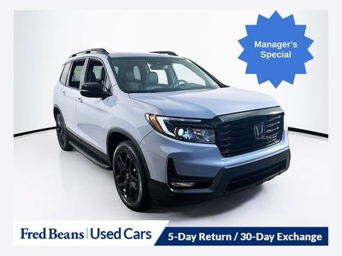 Used 2025 Honda Passport Black Edition image 1