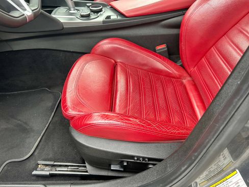 Used 2018 Alfa Romeo Giulia Ti Sport w/ Quick Order Package 22S Sport image 19