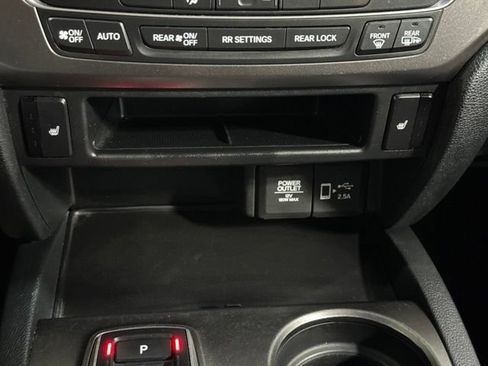 Used 2022 Honda Pilot Sport image 21