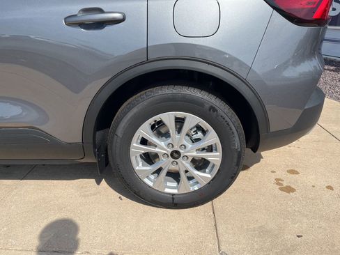 New 2025 Ford Escape Active w/ Cold Weather Package image 40