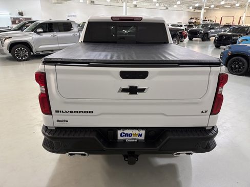Used 2025 Chevrolet Silverado 1500 LT Trail Boss w/ LT Trail Boss Premium Package AWD/4WD image 8