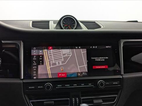 Used 2019 Porsche Macan image 28