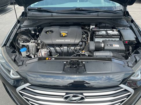 Used 2018 Hyundai Elantra SE FWD image 10