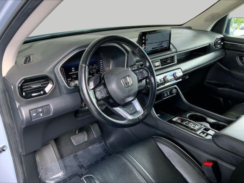 Used 2023 Honda Pilot Elite image 18