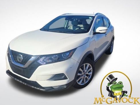 Certified 2020 Nissan Rogue Sport SV w/ Technology Package image 1