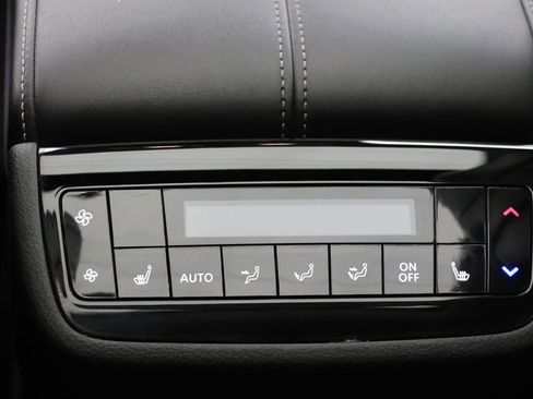 Used 2025 INFINITI QX60 Pure AWD/4WD image 12