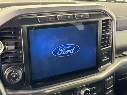 Used 2022 Ford F150 Lariat w/ Max Trailer Tow Package AWD/4WD image 19