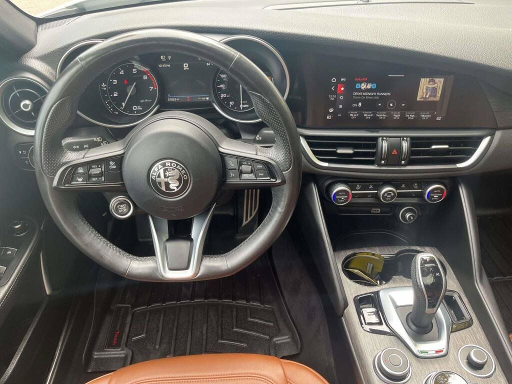 Used 2022 Alfa Romeo Giulia Ti w/ Active Assist Plus Package AWD/4WD image 2