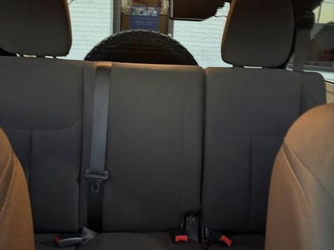 Used 2017 Jeep Wrangler Unlimited Sport w/ Quick Order Package 24S image 19