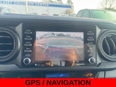 Used 2022 Toyota Tacoma SR image 5