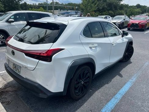 Used 2021 Lexus UX 200 w/ Premium Package FWD image 5