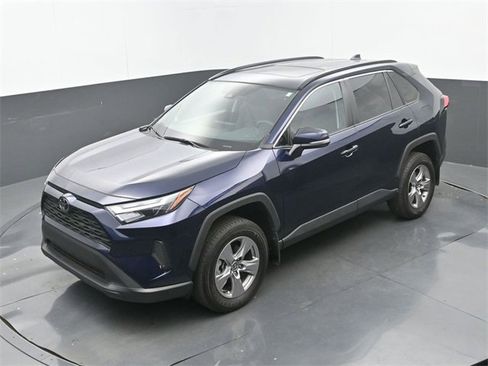 Used 2024 Toyota RAV4 XLE w/ Convenience Package image 31