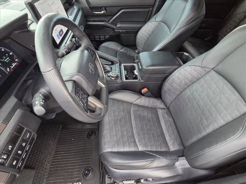 Used 2024 Toyota Tacoma TRD Off-Road w/ TRD Off Road Premium Package image 15