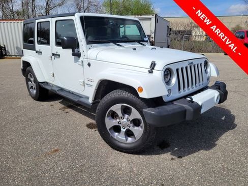 Used 2016 Jeep Wrangler Unlimited Sahara w/ Dual Top Group image 1