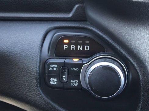 Used 2019 RAM 1500 Big Horn image 33