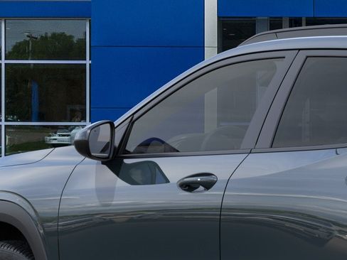 New 2026 Chevrolet Trax LT w/ Driver Confidence Package FWD image 36