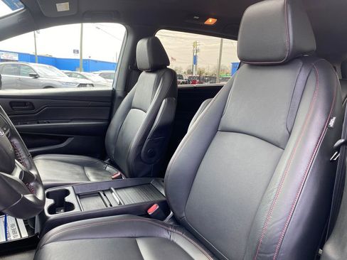 Certified 2024 Honda Odyssey Sport image 10