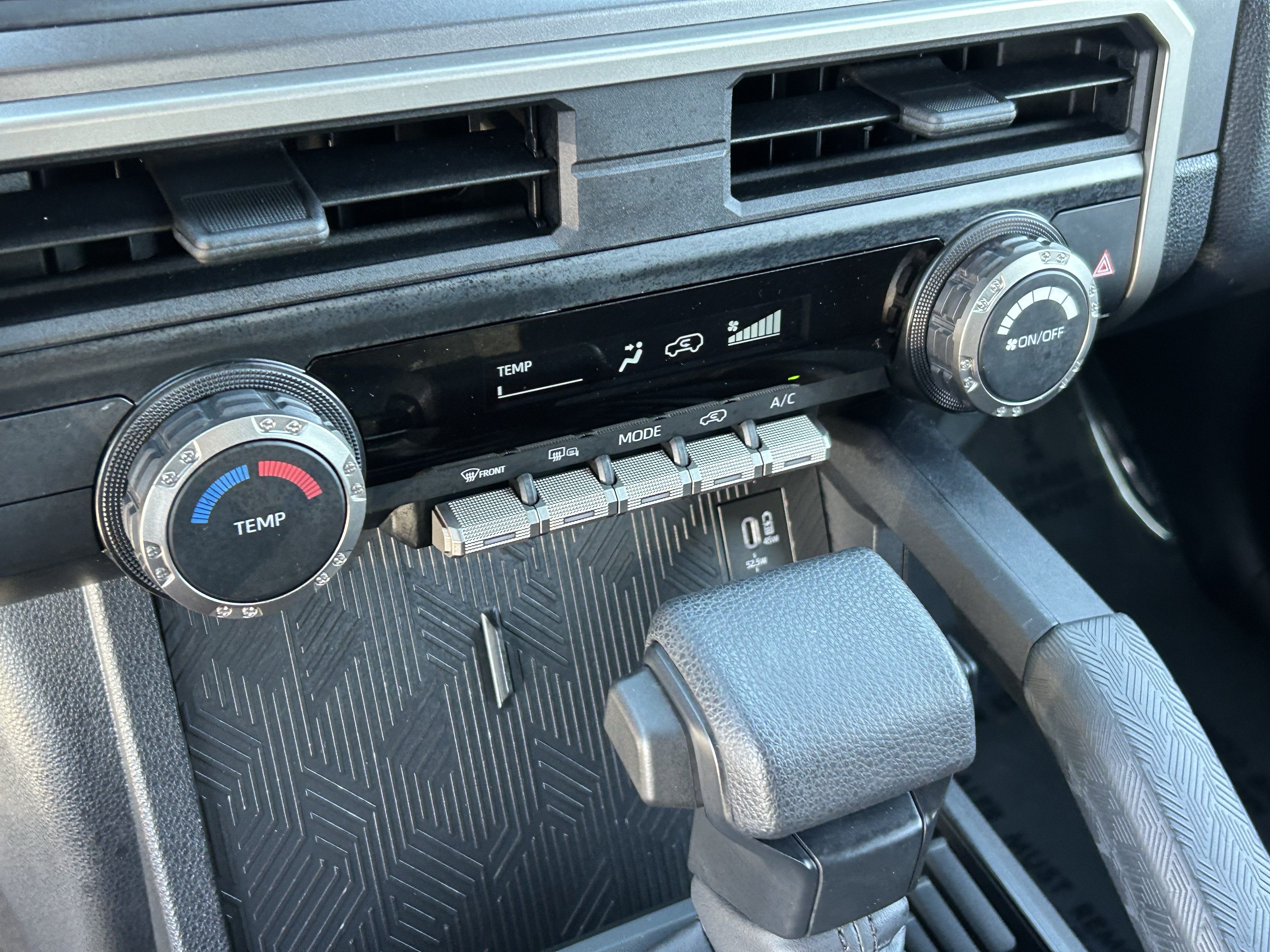 Certified 2026 Toyota 4Runner SR5 AWD/4WD image 22