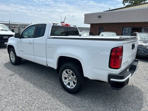 Used 2022 Chevrolet Colorado LT w/ Fleet Safety Package RWD image 12