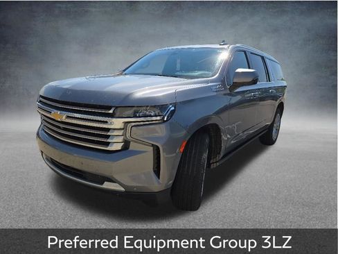Used 2021 Chevrolet Suburban High Country AWD/4WD image 2