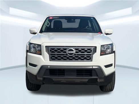 Used 2024 Nissan Frontier SV w/ Technology Package RWD image 10