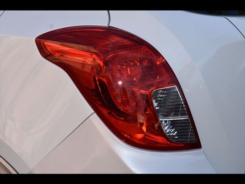 Used 2015 Buick Encore Leather FWD image 48