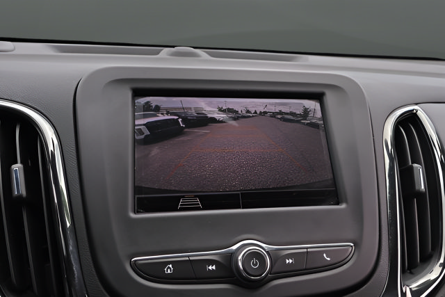 Used 2024 Chevrolet Equinox RS FWD image 25