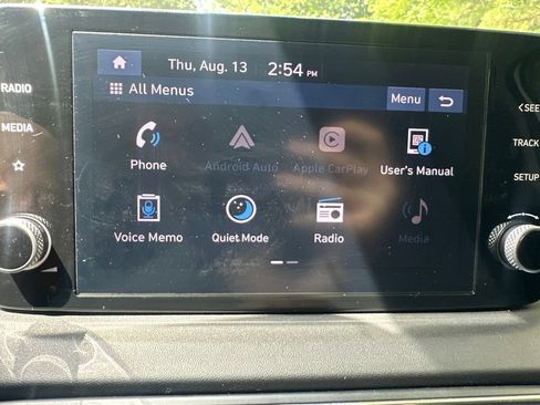 Used 2023 Hyundai Santa Fe SE FWD image 15