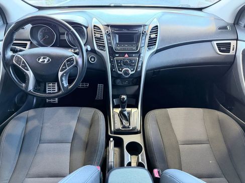 Used 2016 Hyundai Elantra GT w/ Option Group 02 image 18