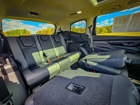 Used 2023 Subaru Ascent Onyx Edition image 36