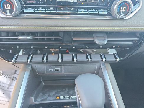 New 2026 Chevrolet Colorado ZR2 w/ Technology Package image 25