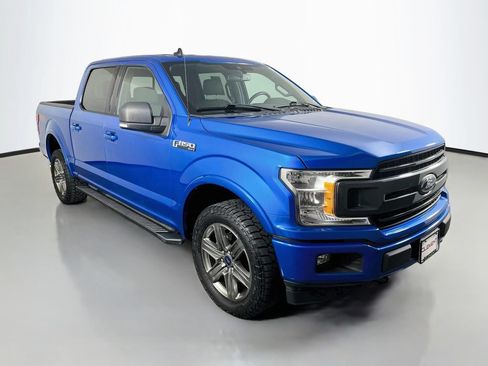 Used 2020 Ford F150 XLT w/ Equipment Group 302A Luxury AWD/4WD image 3