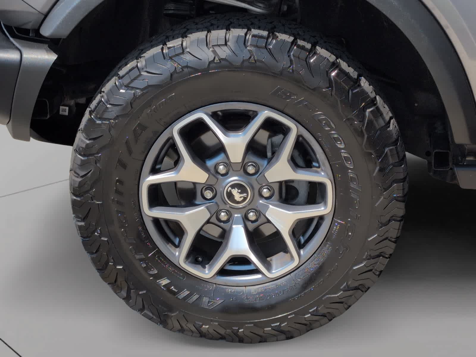 Used 2023 Ford Bronco Badlands AWD/4WD image 9