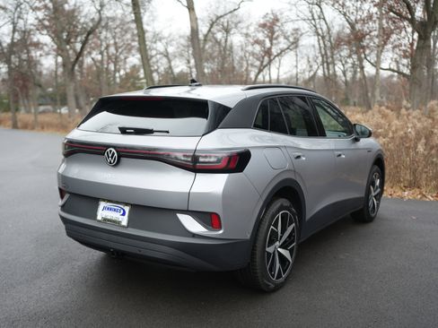 New 2025 Volkswagen ID.4 Pro S image 8