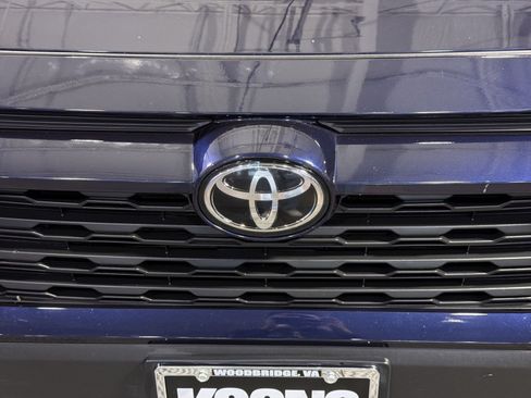 Used 2024 Toyota RAV4 XLE Premium w/ Weather Package AWD/4WD image 10