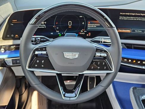 New 2026 Cadillac Optiq Sport 1 image 15