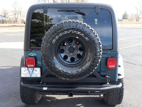 Used 2004 Jeep Wrangler Sahara w/ Dual Top Group image 6