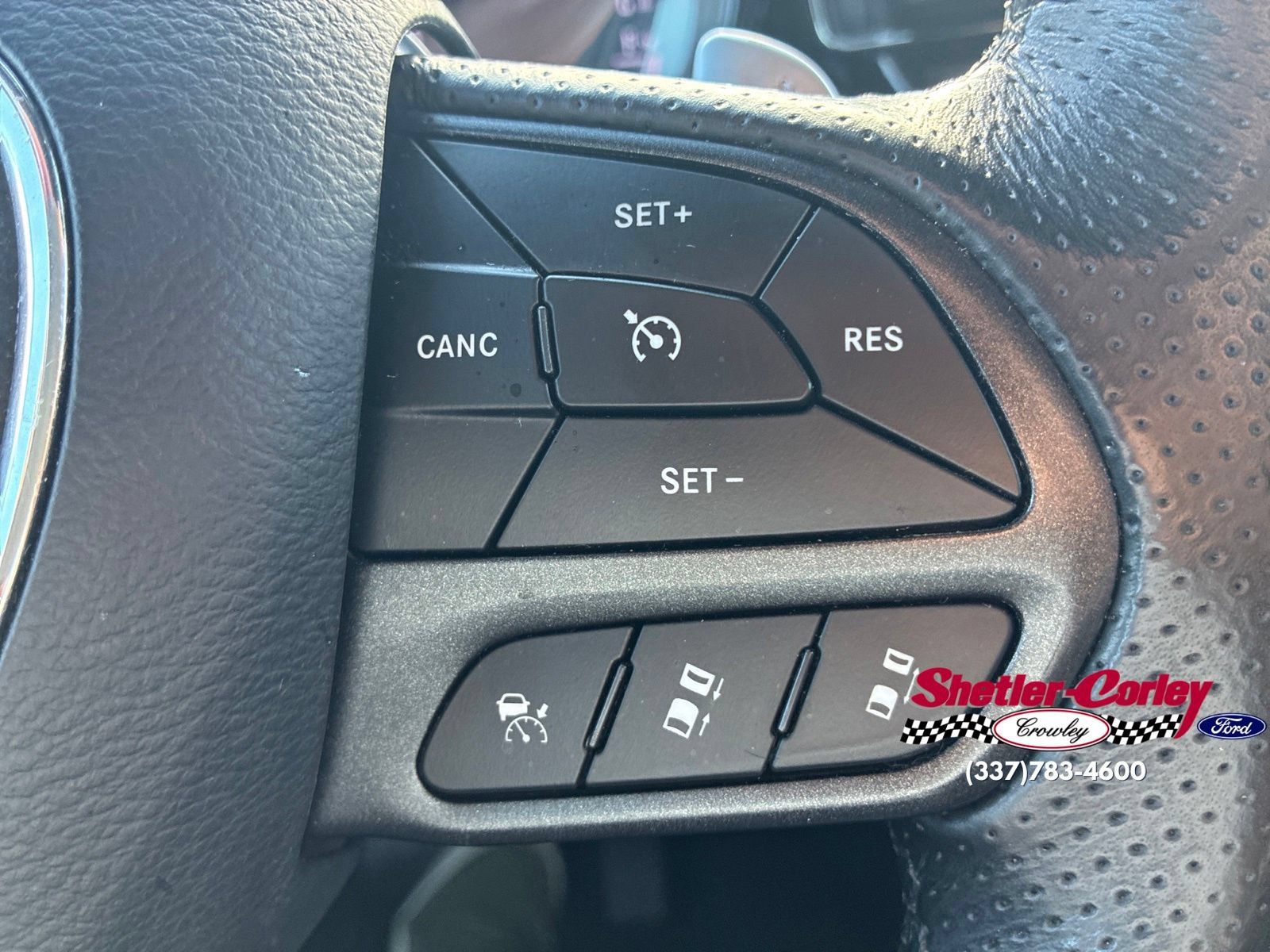Used 2024 Dodge Durango GT AWD/4WD image 36