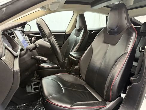 Used 2013 Tesla Model S Performance RWD image 10