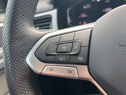 Certified 2023 Volkswagen Atlas Cross Sport SEL R-Line AWD/4WD image 26