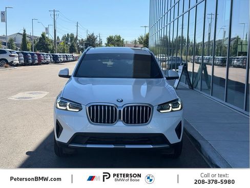 Used 2024 BMW X3 xDrive30i w/ Premium Package w/ZPA AWD/4WD image 8