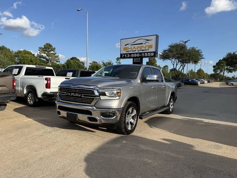 Used 2020 RAM 1500 Laramie AWD/4WD image 42