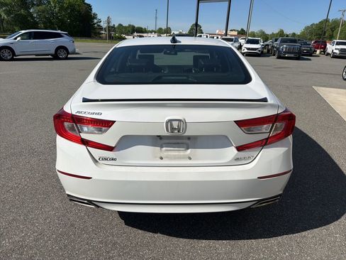Used 2021 Honda Accord Sport image 7