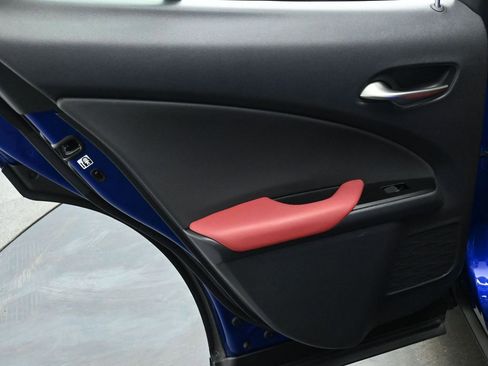 Used 2022 Lexus UX 200 F Sport w/ F Sport Premium Package image 12