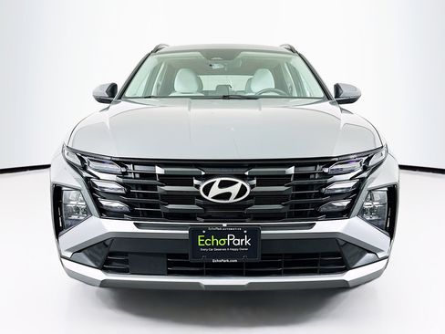 Used 2025 Hyundai Tucson SEL image 2