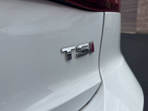 Used 2017 Volkswagen Jetta SE FWD image 38