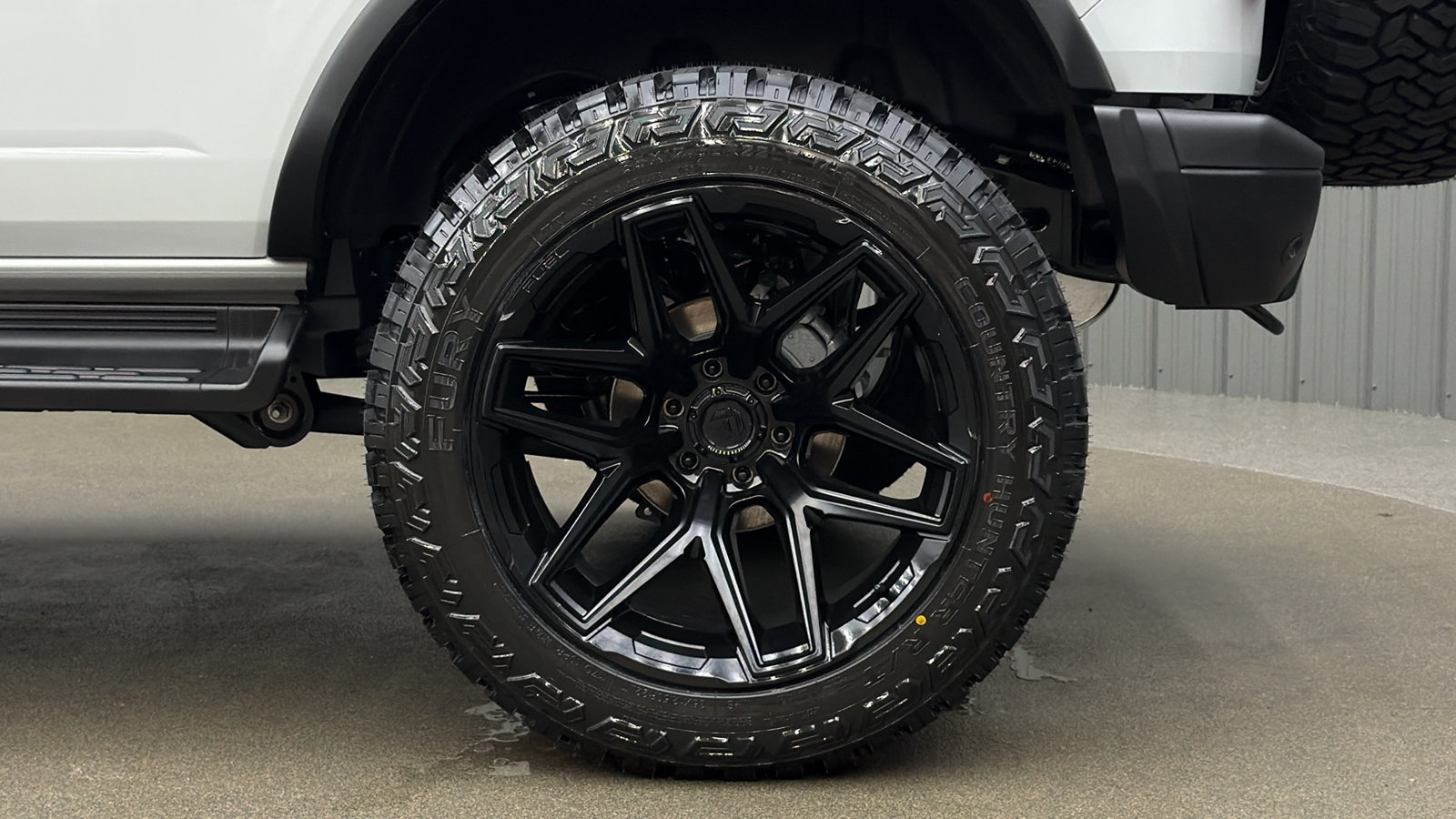 Used 2026 Ford Bronco Heritage Edition AWD/4WD image 12